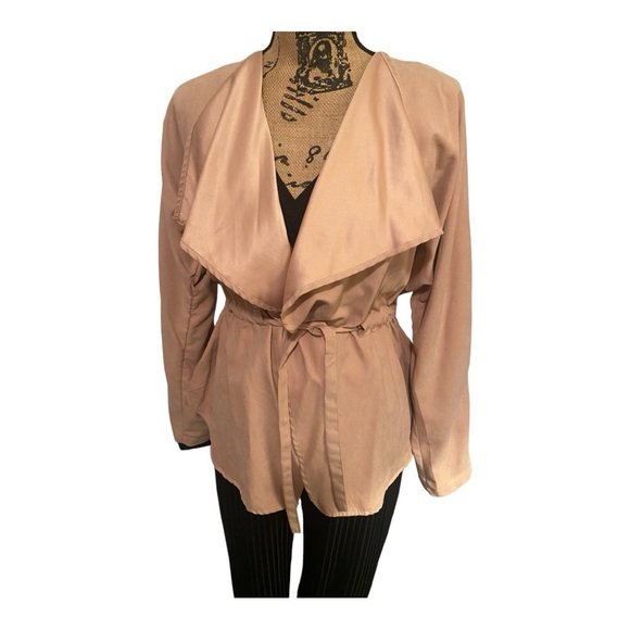 Lightweight Light Pink Jacket - Picture 3 of 10